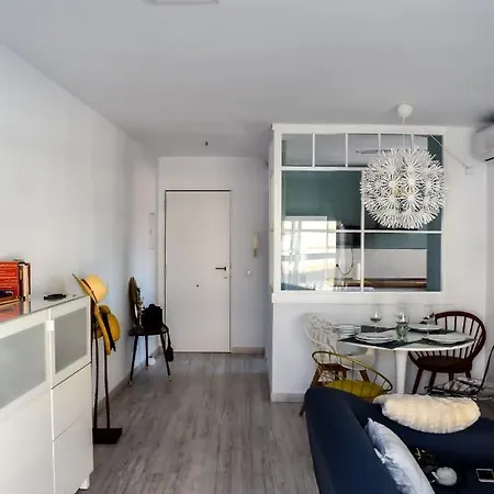 Beach Plot Apartment *